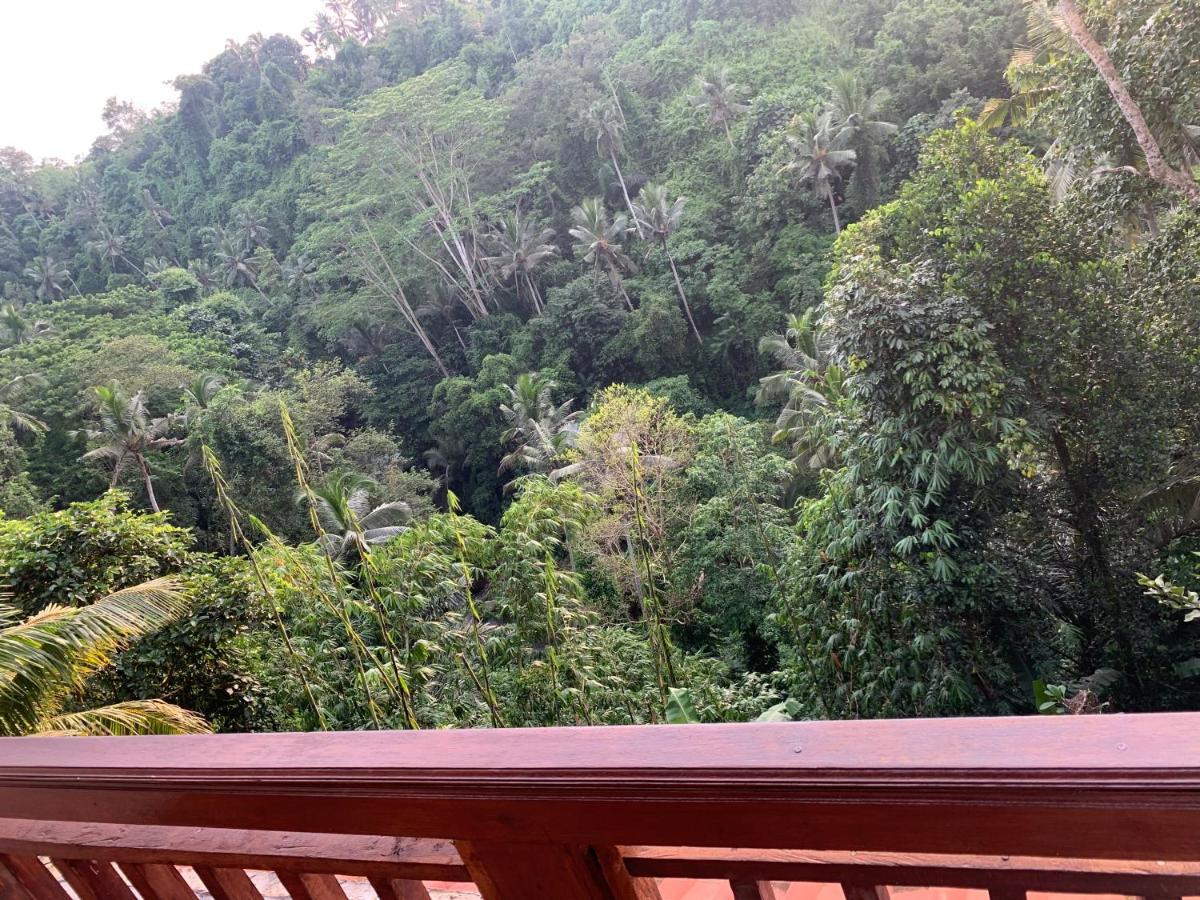 D'Tepi Ubud House Eksteriør bilde